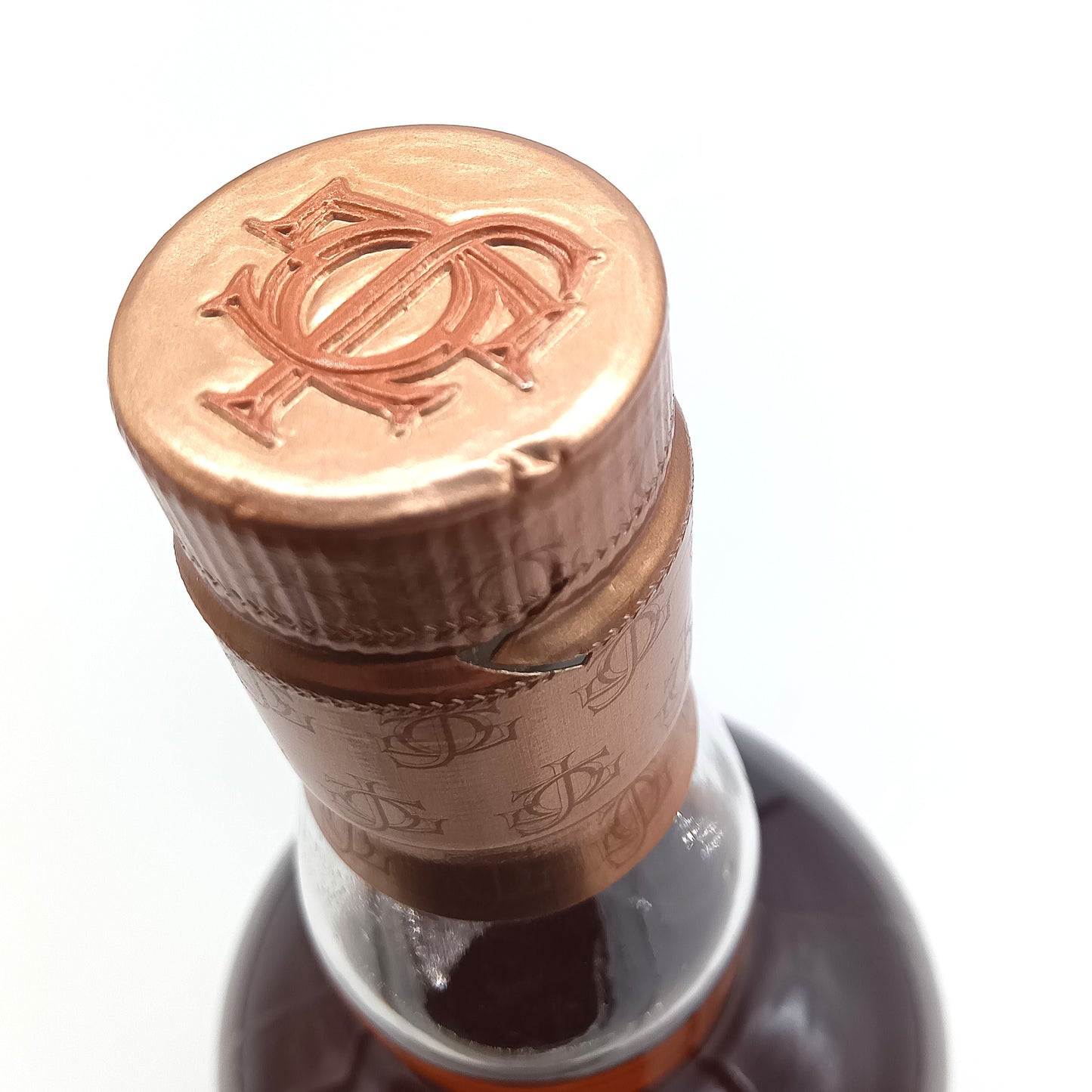 グレンファークラス ディケイズ シングルモルト スコッチ ウイスキー Glenfarclas HIGLAND SINGLE MALT SCOTCH WHISKY 43% 700ml 箱付き