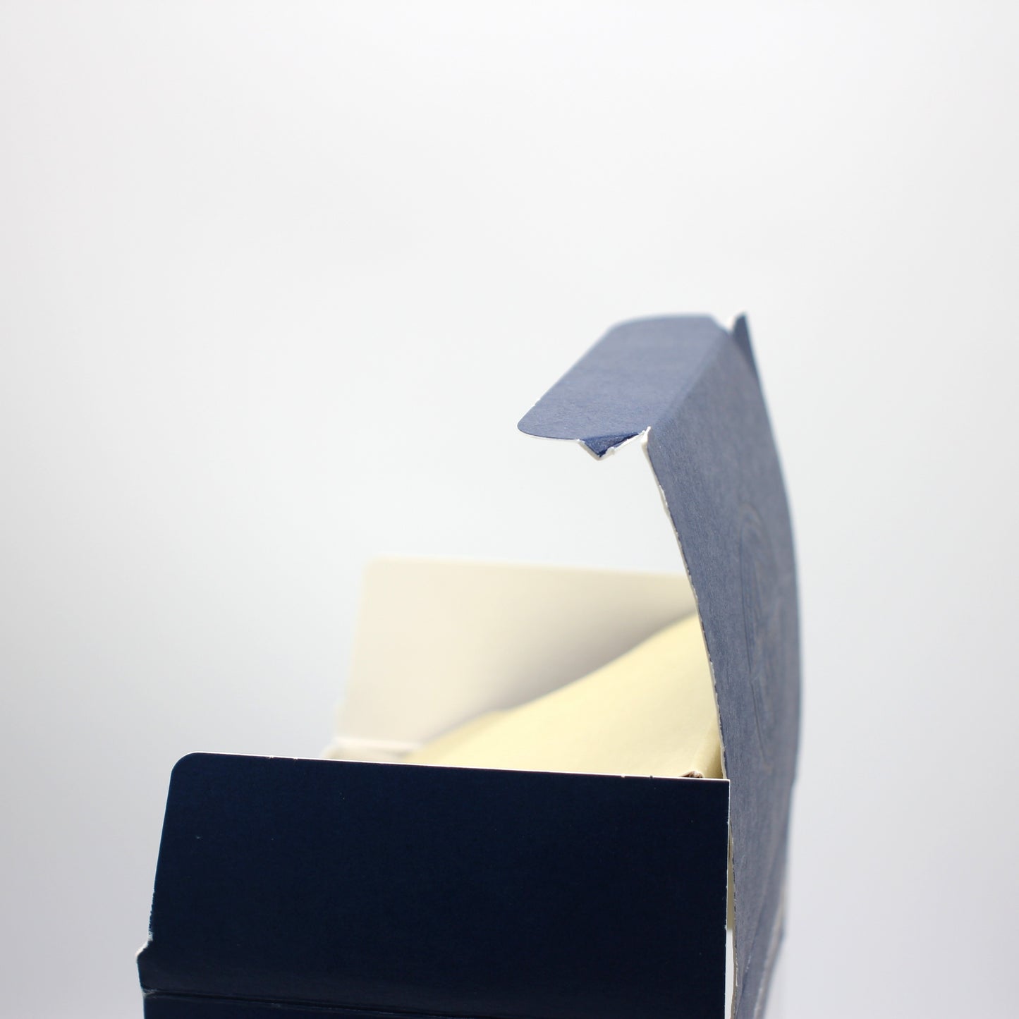 サントリー ワールドウイスキー 碧 Ao 43% 700ml ギフトボックス付き