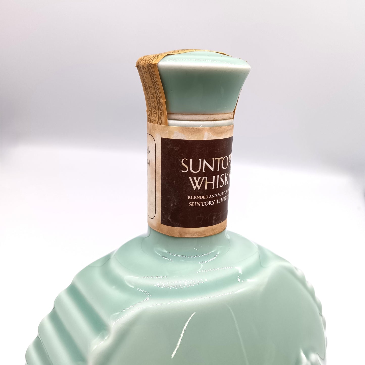 サントリー ウイスキー ローヤル 小松製作所特製ボトル KOMATSU SUNTORY WHISKY 陶器ボトル 43% 720ml 箱付き