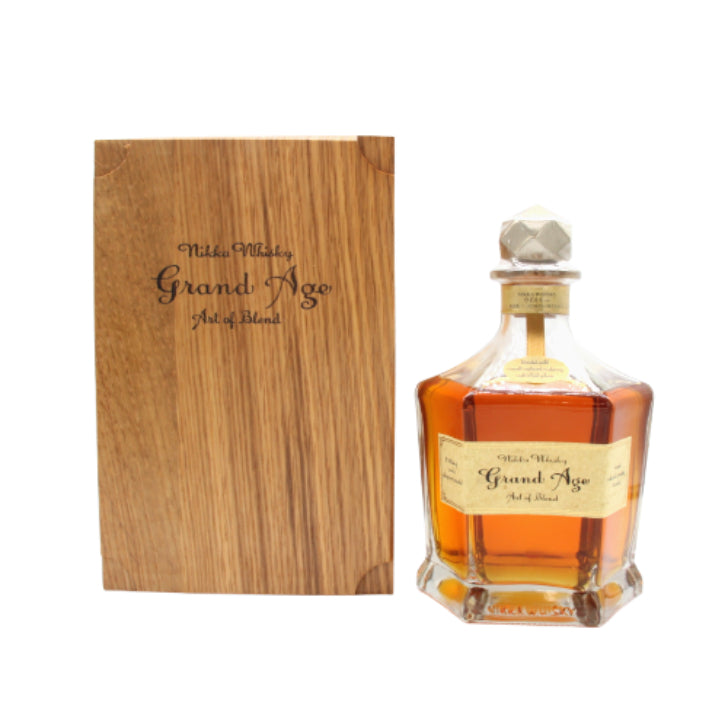 ニッカ ウイスキー ニッカ グランドエイジ Grand Age 45% 660ml 箱付き  