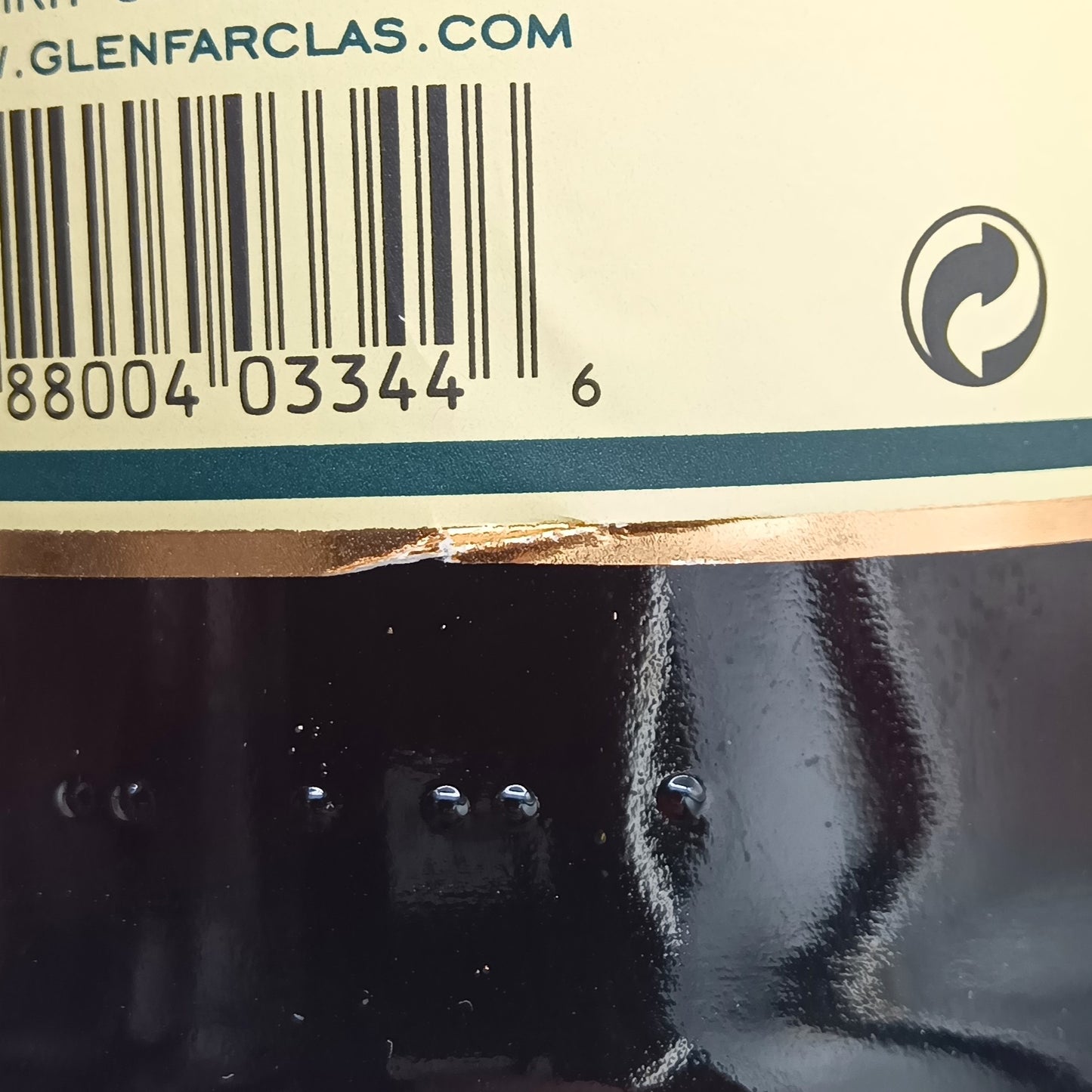 グレンファークラス 25年 シングルモルトウイスキー Glenfarclas HIGLAND SINGLE MALT SCOTCH WHISKY 43% 750ml 箱付き