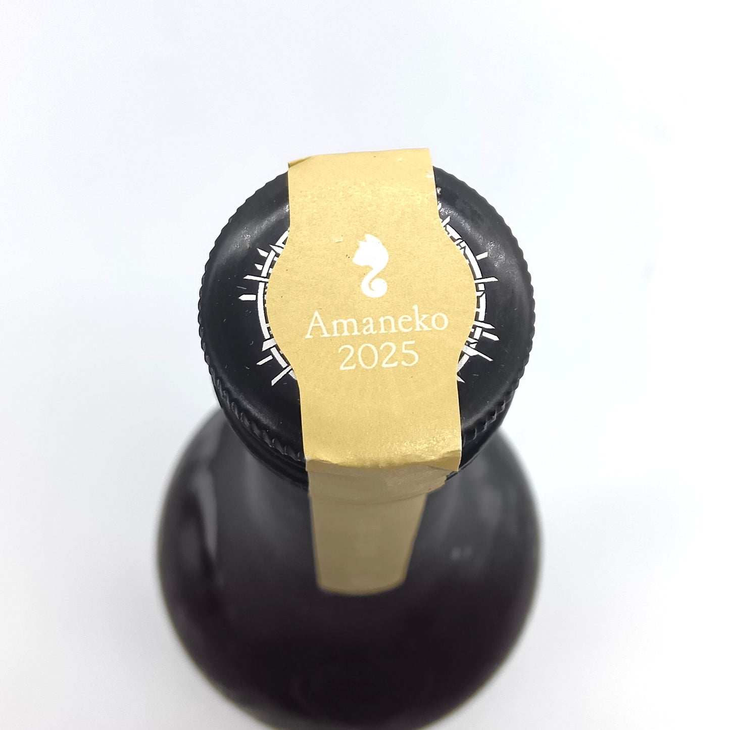 新政酒造 PRIVATE LAB 亜麻猫 2025 アマネコ 純米酒 日本酒 白麹仕込 高酸味酒 12％ 720ml 箱無し（2026年3月製造・2026年7月出荷）