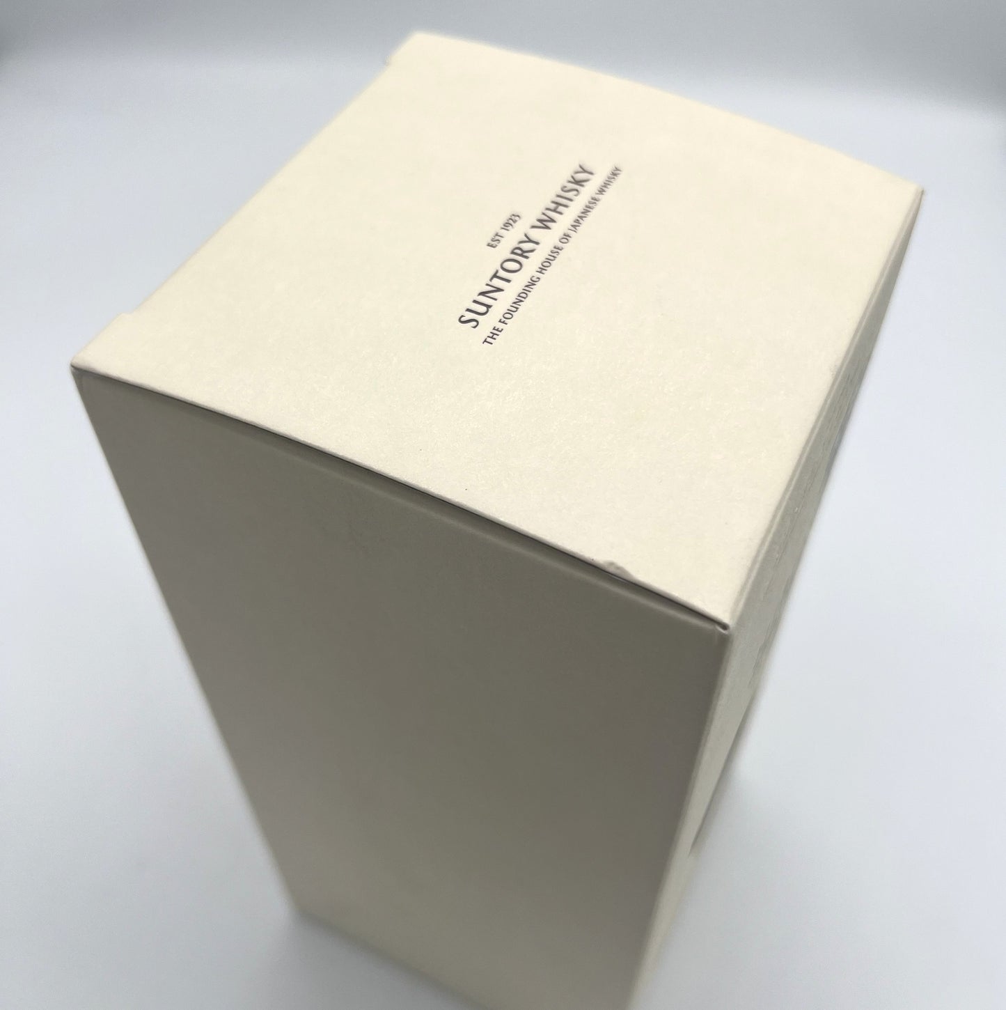 サントリー ウイスキー 響12年 意匠ボトル Travel Exclusive ブレンデッド ジャパニーズ ウイスキー 43% 700ml 箱付き