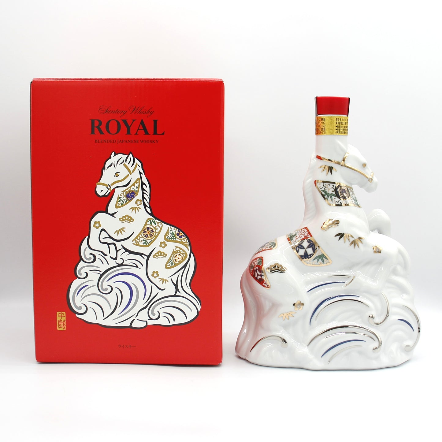 サントリー ウイスキーローヤル 干支 午歳 2026年 600ml 陶器ボトル 43% 箱付き