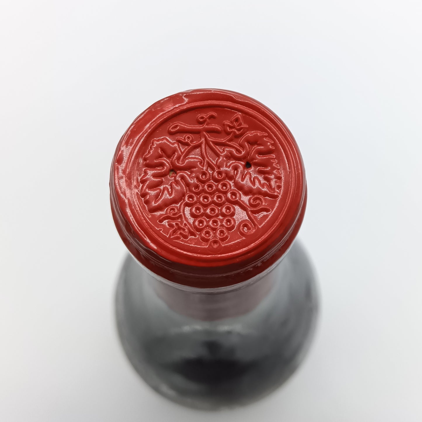 ドメーヌ・ド・ラ・ブリュネル シャルム・シャンベルタン グラン・クリュ 2000 赤ワイン 13.5% 750ml 箱無し（ Domaine De La Brunelle Charmes Chambertin 2000 ）