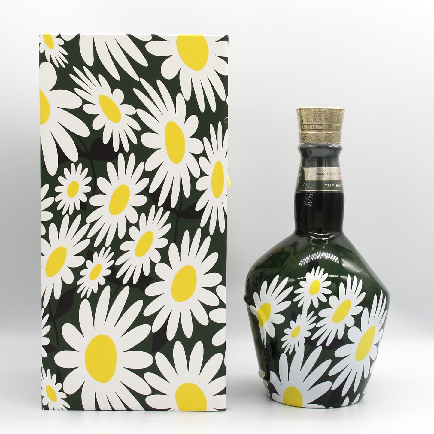 ROYAL SALUTE ローヤルサルート 21年 リチャード・クイン エディション2 デイジー スコッチ ウイスキー 40％ 700ml 箱付き