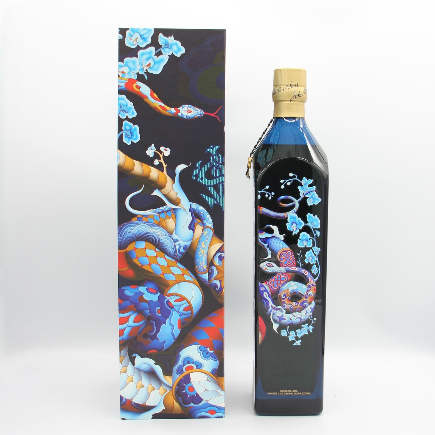 ジョニーウォーカー ブルーラベル イヤー オブ ザ スネーク 2025年 40% 750ml 箱付き ※