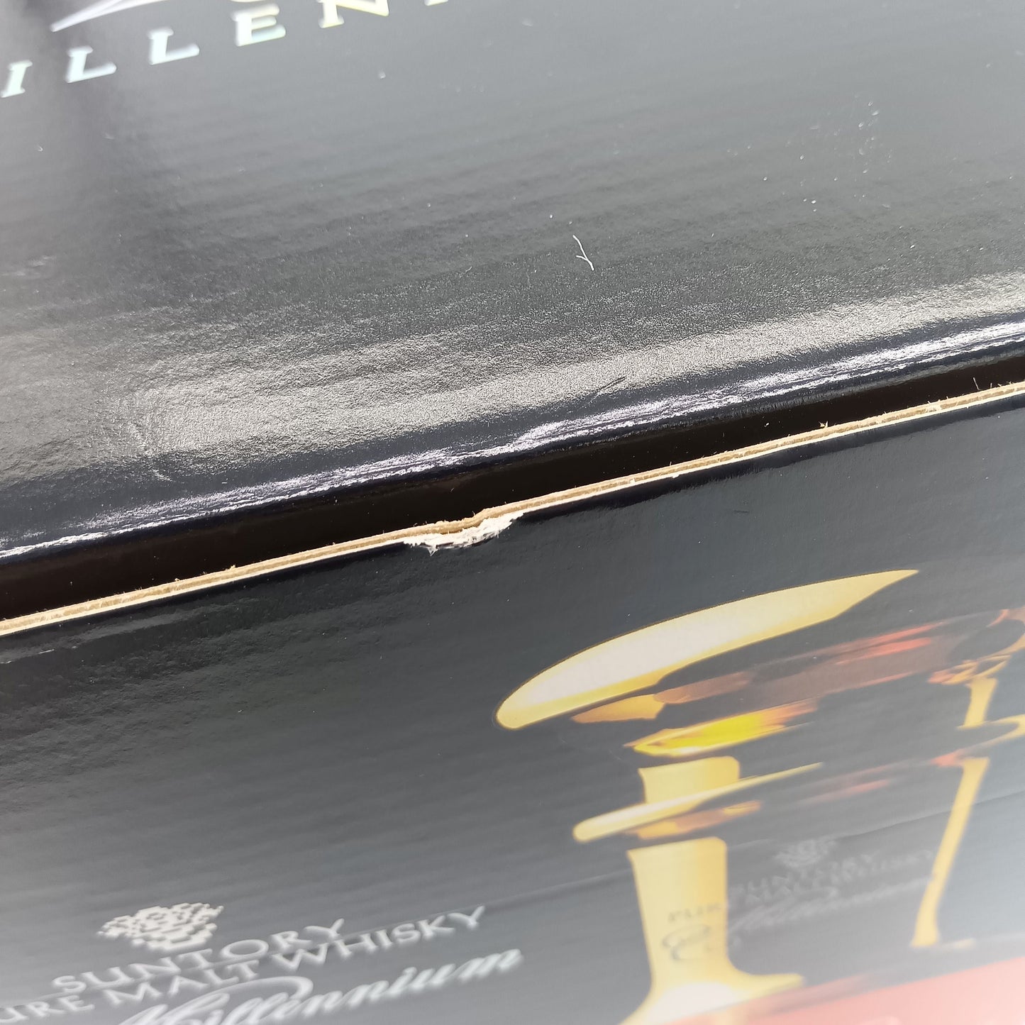 サントリー ピュアモルト ウイスキー ミレニアム 2000 43% 700ml 箱付き