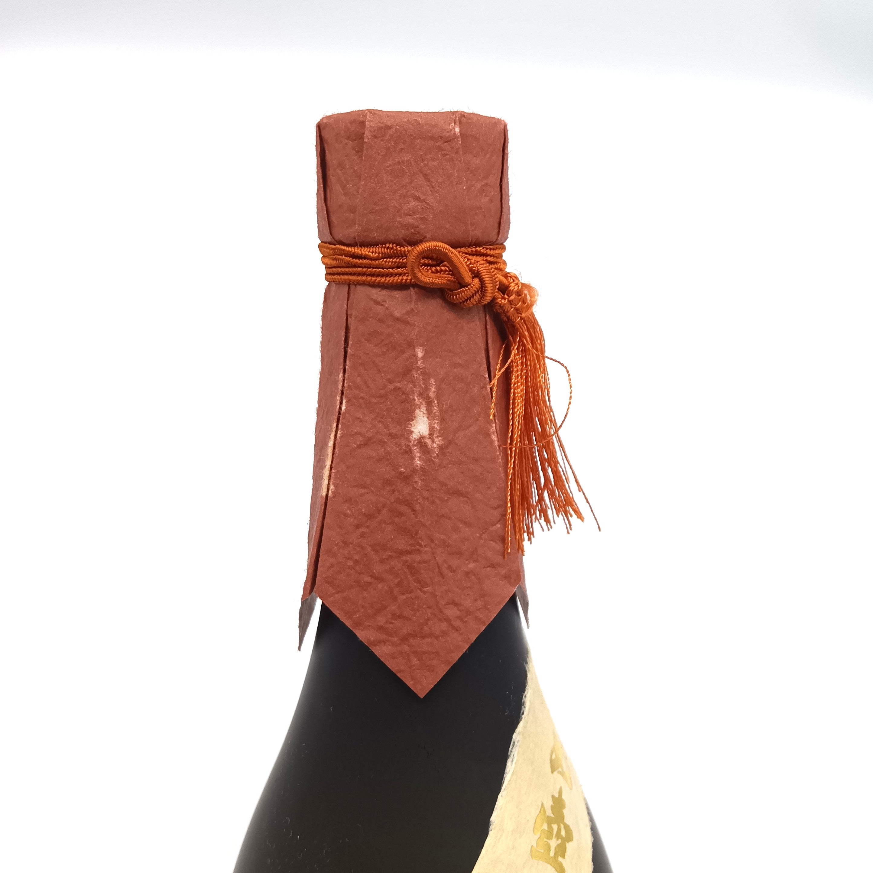 森伊蔵　金ラベル　芋焼酎 25% 720mlかめ壺焼酎 箱付き 森伊蔵 金ラベル かめ壺焼酎 25% 720ml 箱付 焼酎 – SAKE People