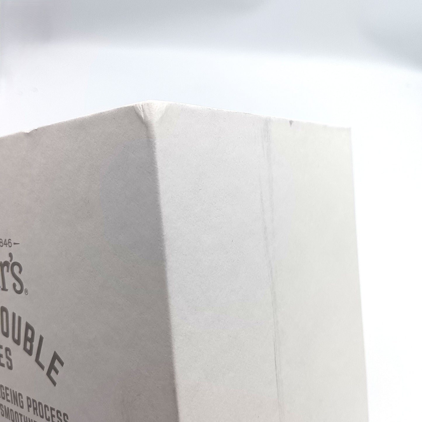 デュワーズ ダブルダブル 32年 DEWAR'S Double Double 32years ブレンデッドウイスキー スコッチ ウイスキー 46％ 500ml 箱付き
