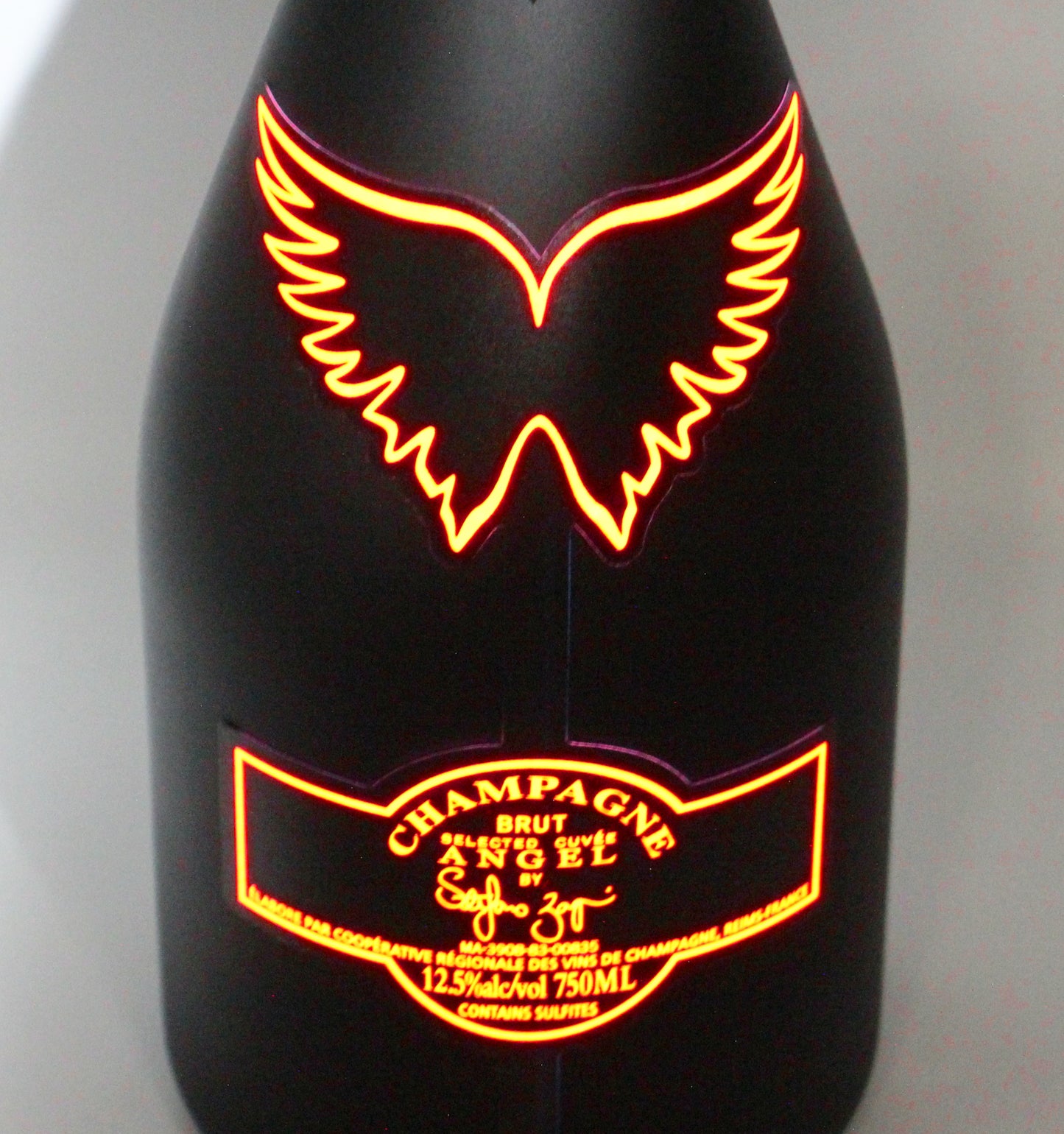 エンジェル シャンパーニュ NV ブリュット ヘイロー レッド シャンパン 12.5% 750ml 箱付き (ANGEL CHAMPAGNE NV Brut Halo Red)