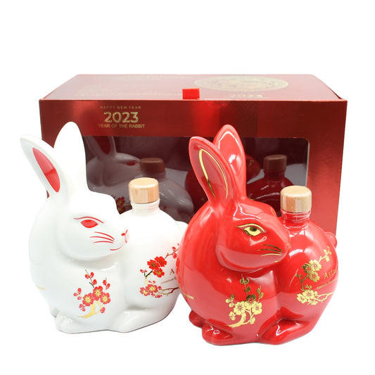 ASTRO アメリカン バーボン ウイスキー カスクストリングス  ラビット 2023年 干支 卯歳 陶器ボトル 紅白 58% 500ml 2本セット 箱付き