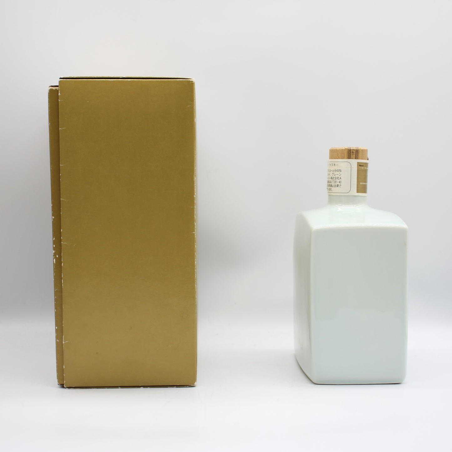 サントリー ウイスキー 誠 関西興銀40周年記念 陶器ボトル 43% 720ml 箱付き