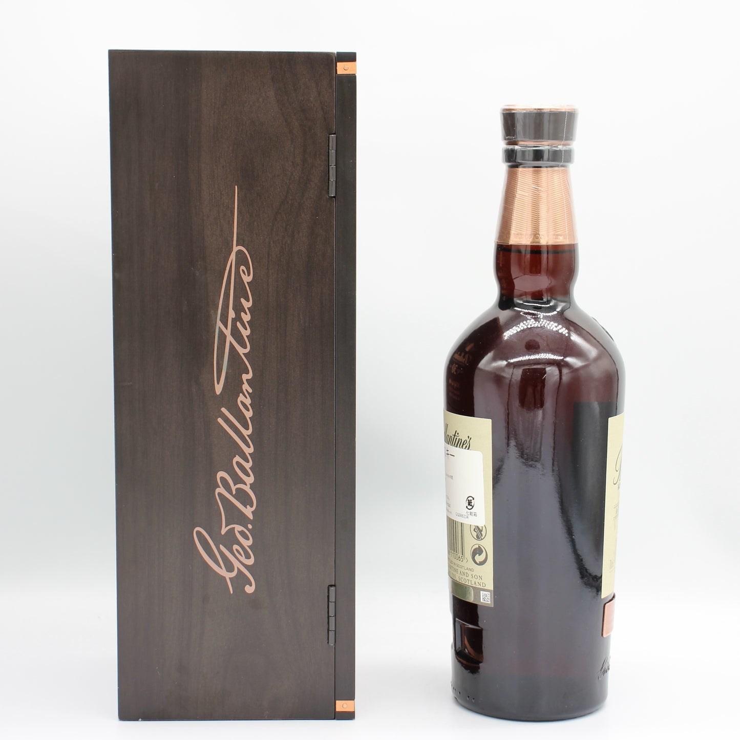 バランタイン Ballantine's 30年 ブレンデッド スコッチウイスキー 40％ 700ml 箱付き