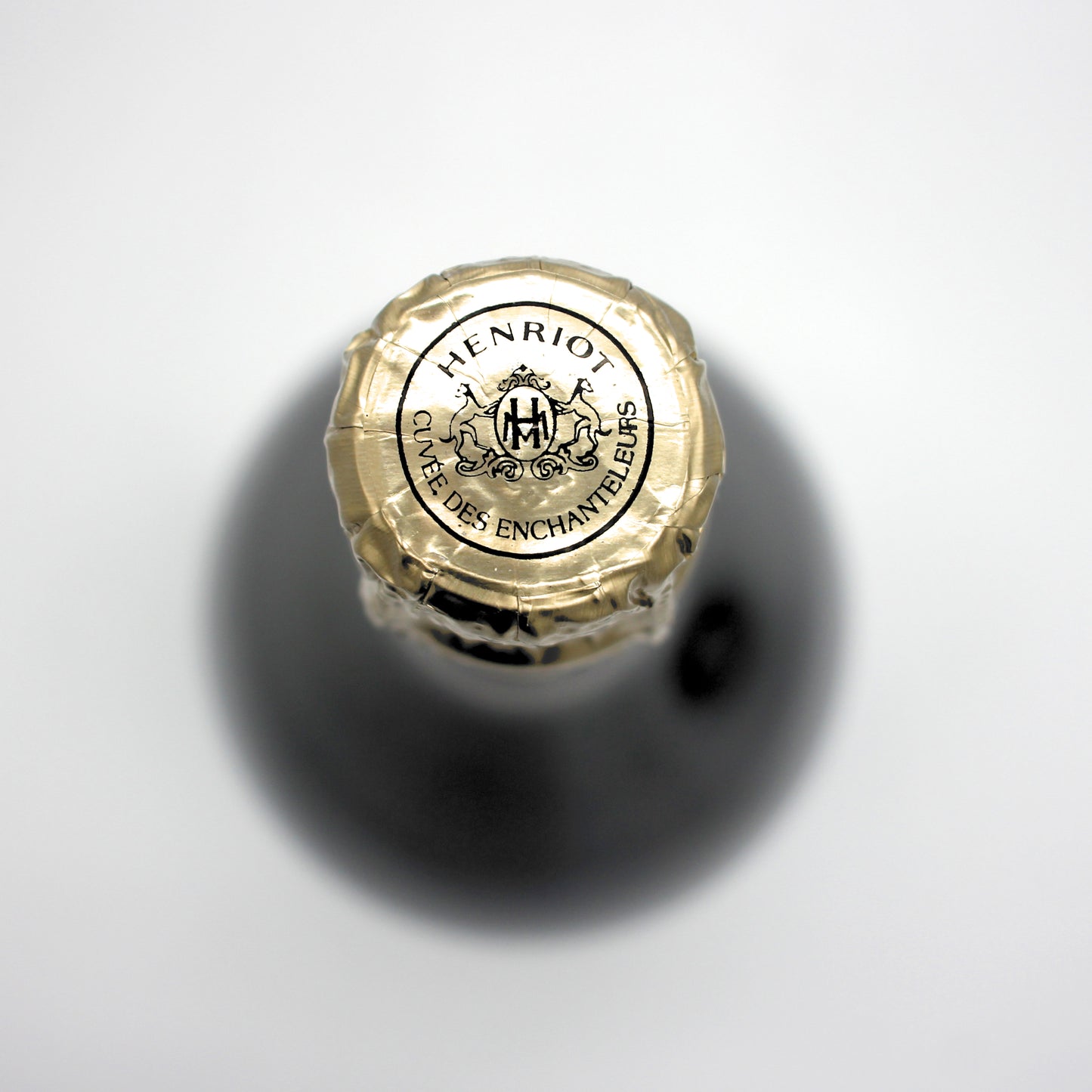 アンリオ キュヴェ・デ・アンシャンテルール シャンパーニュ ブリュット 1998 シャンパン 12% 1500ml 木箱付き (CUVEE DES ENCHANTELEURS HENRIOT CHAMPAGNE BRUT 1998)