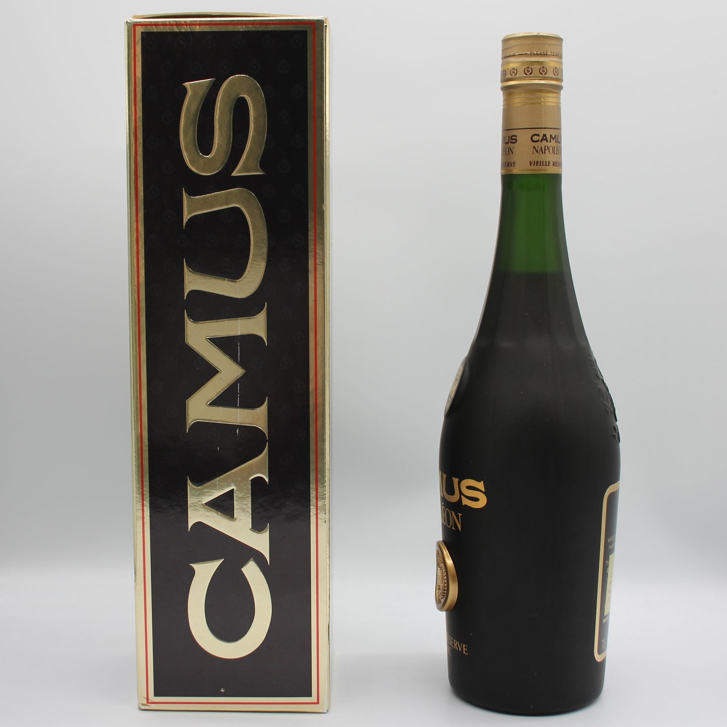 CAMUS カミュ  ナポレオン NAPOLEON VIEILLE RESERVE ブランデー コニャック 40% 700ml 箱付き （1）