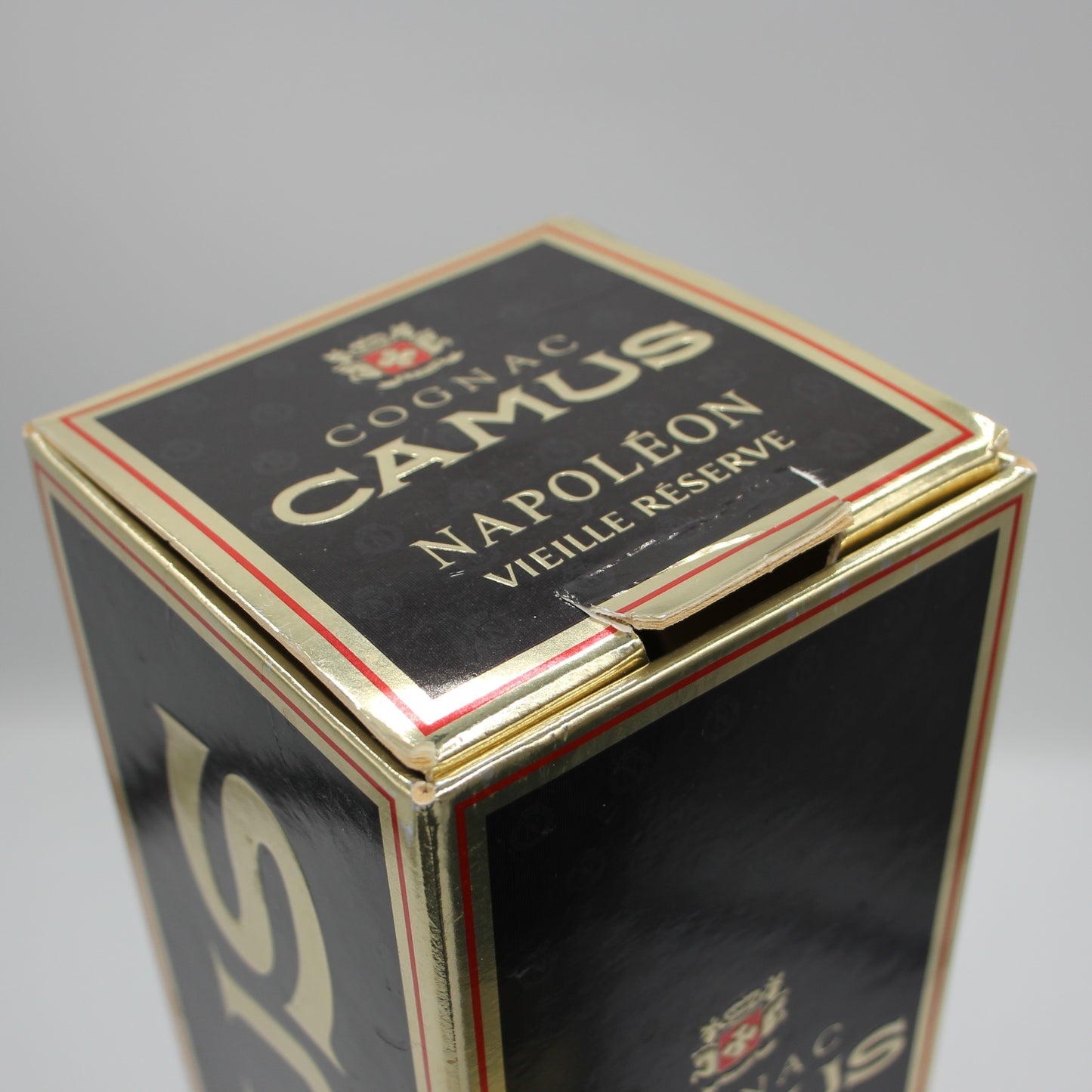CAMUS カミュ  ナポレオン NAPOLEON VIEILLE RESERVE ブランデー コニャック 40% 700ml 箱付き （1）