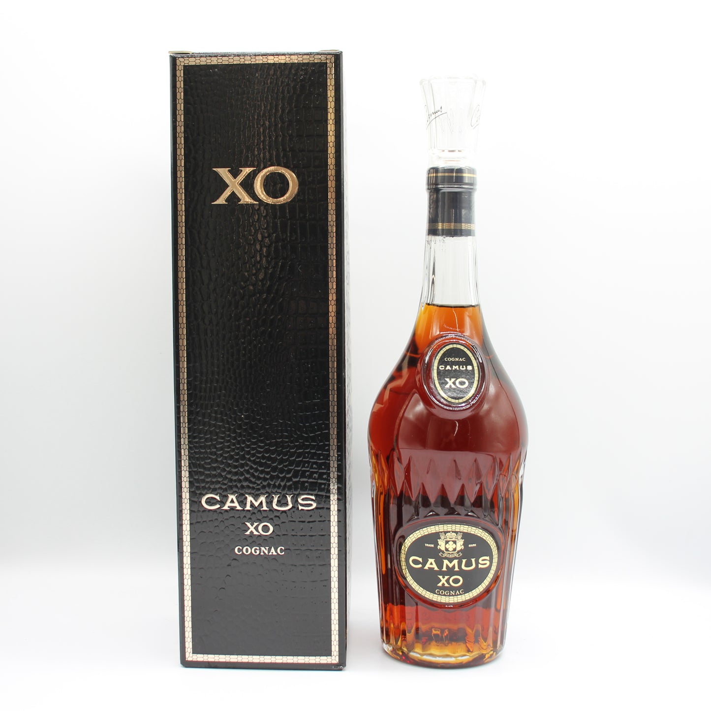 カミュ XO ロングネック CAMUS  XO ブランデー コニャック 40% 700ml 箱付き（2）