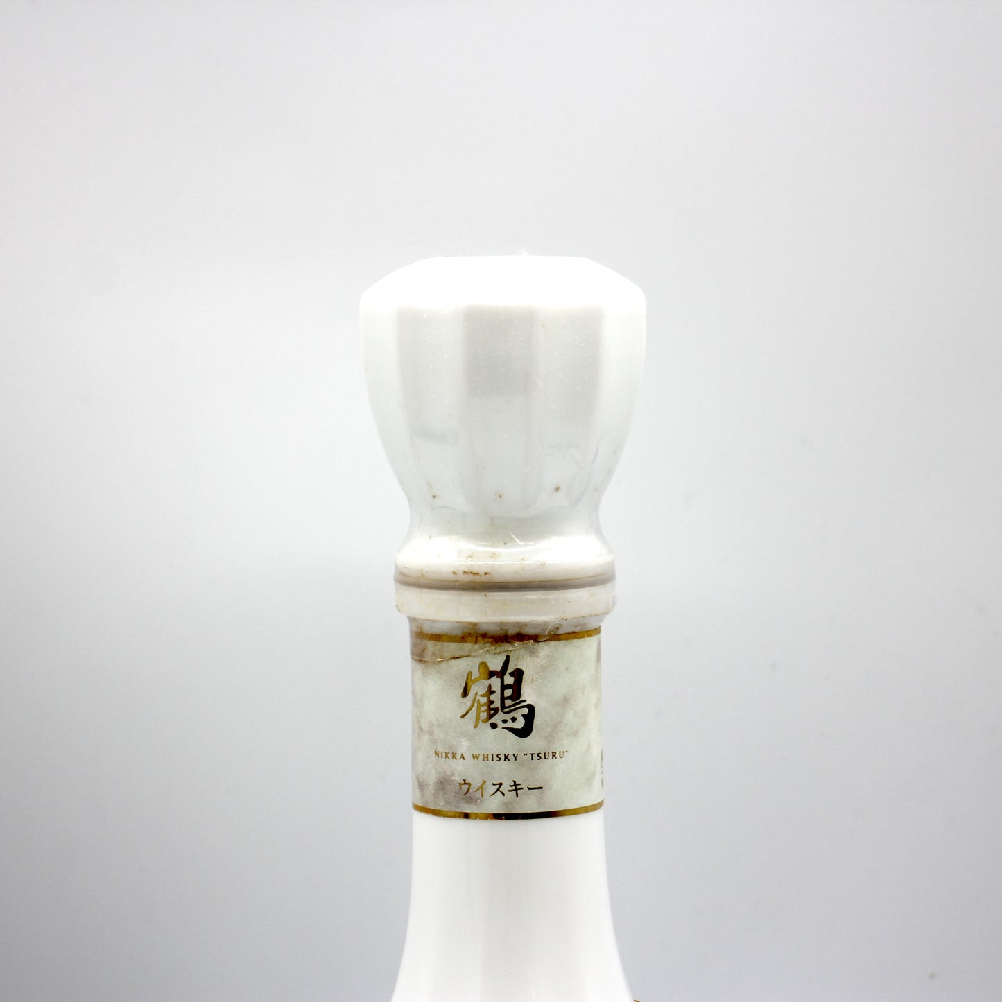 ニッカ ウイスキー 鶴 陶器ボトル 43％ 700ml 箱付き