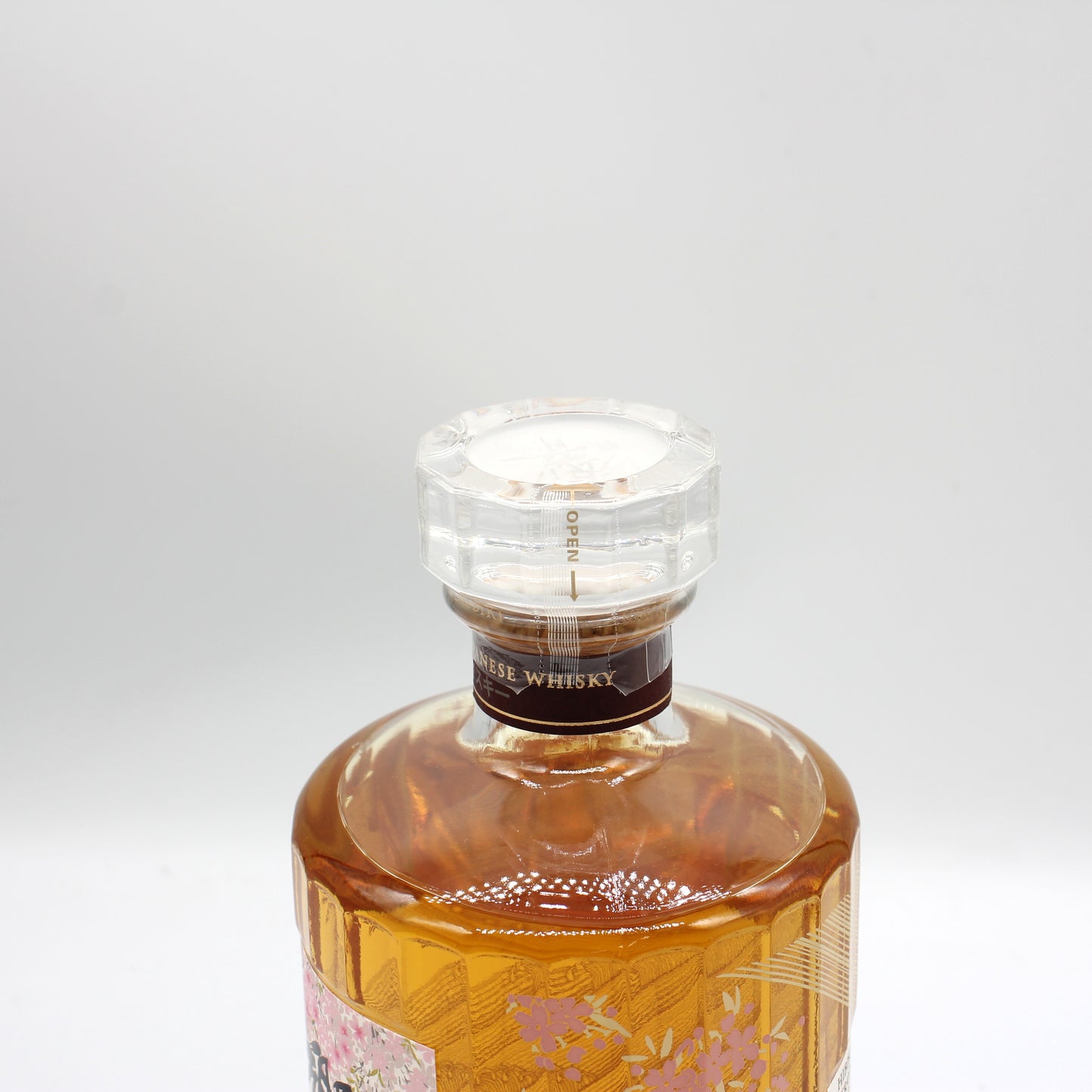 サントリー ウイスキー 響12年 意匠ボトル Travel Exclusive ブレンデッド ジャパニーズ ウイスキー 43% 700ml 箱付き