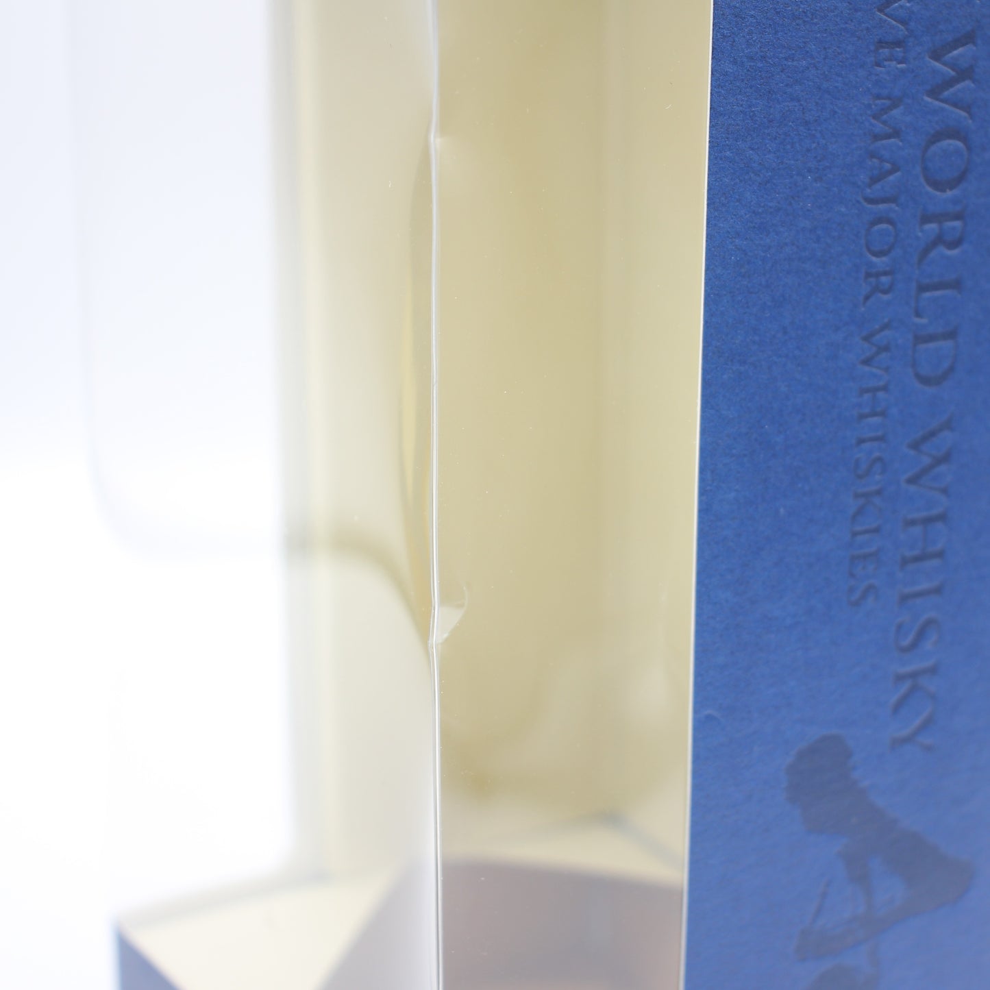 サントリー ワールドウイスキー 碧 Ao 43％ 700ml ギフトボックス付き