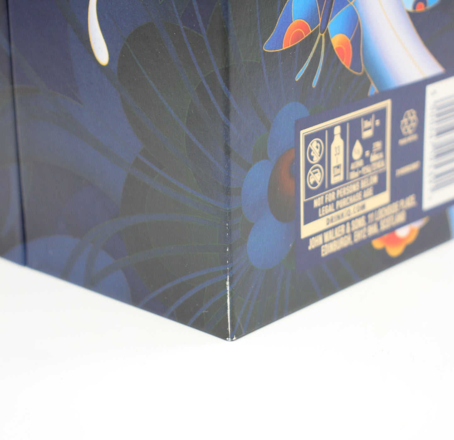 ジョニーウォーカー ブルーラベル イヤー オブ ザ  ドラゴン 2024年 辰年 JAMES JEAN ブレンデッド スコッチ ウイスキー 40% 1000ml 箱付き