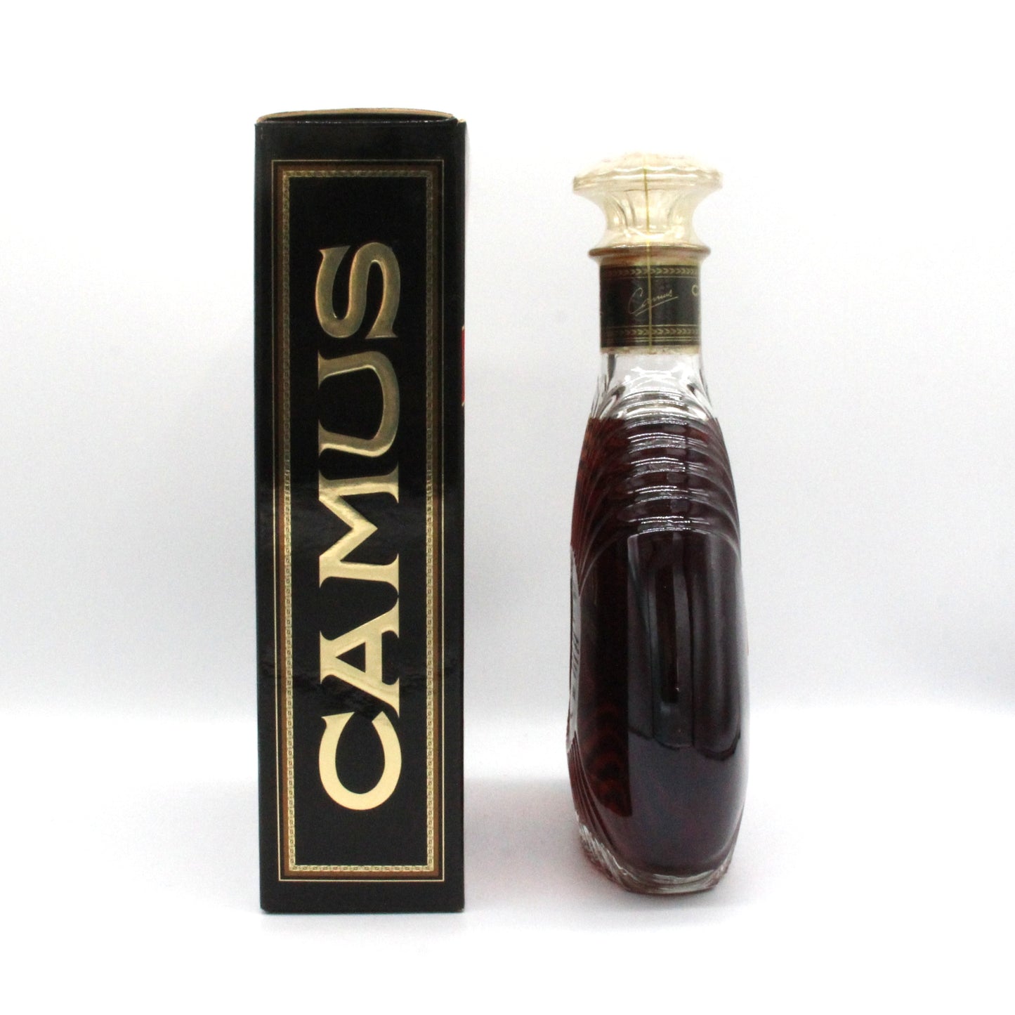 カミュ  XO スペリオール CAMUS XO SUPERIOR ブランデー コニャック 40% 700ml 箱付き （4）